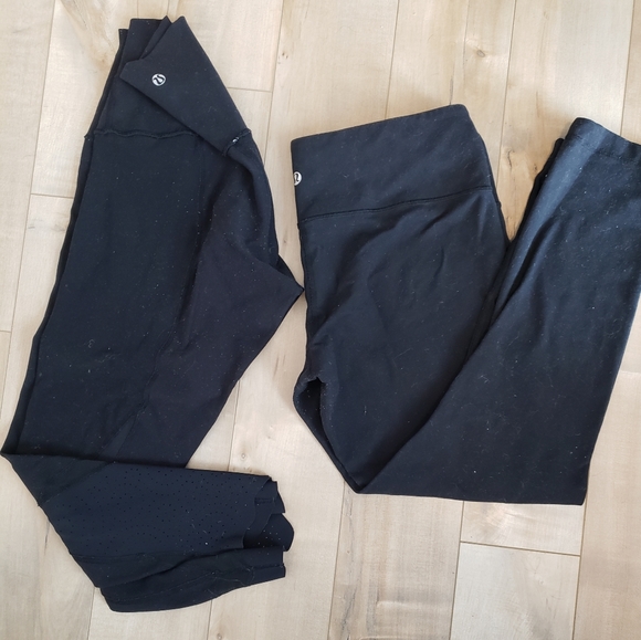 Lululemon black leggings